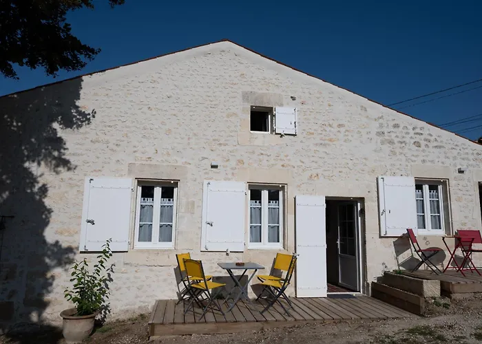 Erable 4-6 Pers, Drap Et Ménage Compris, Les Coteaux De Pilauzin Apartamento *